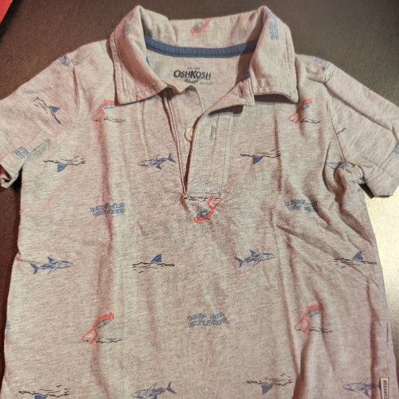 Pair of Shark Explorer Tops - Picture 3 of 4